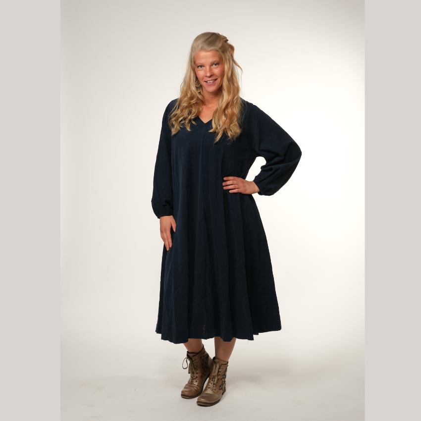 Samettimekko BELLA (useita värejä) - Image 9