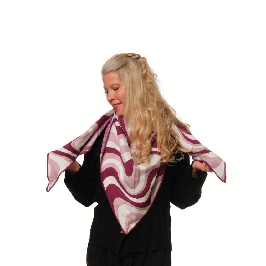 Kolmiohuivi WAVE viininpunainen